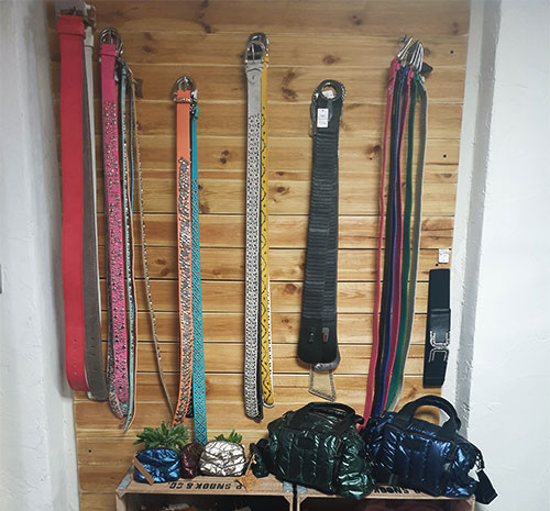 Accessoires de prêt-à-porter femmes à Saint-Omer, la tendance de jess